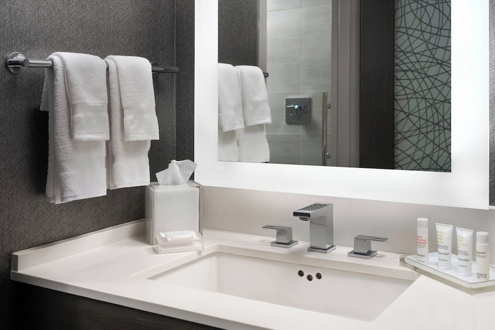 Warner Center Marriott Woodland Hills - photo 25