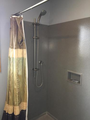 Pearlessence Vineyard Inn - photo 21