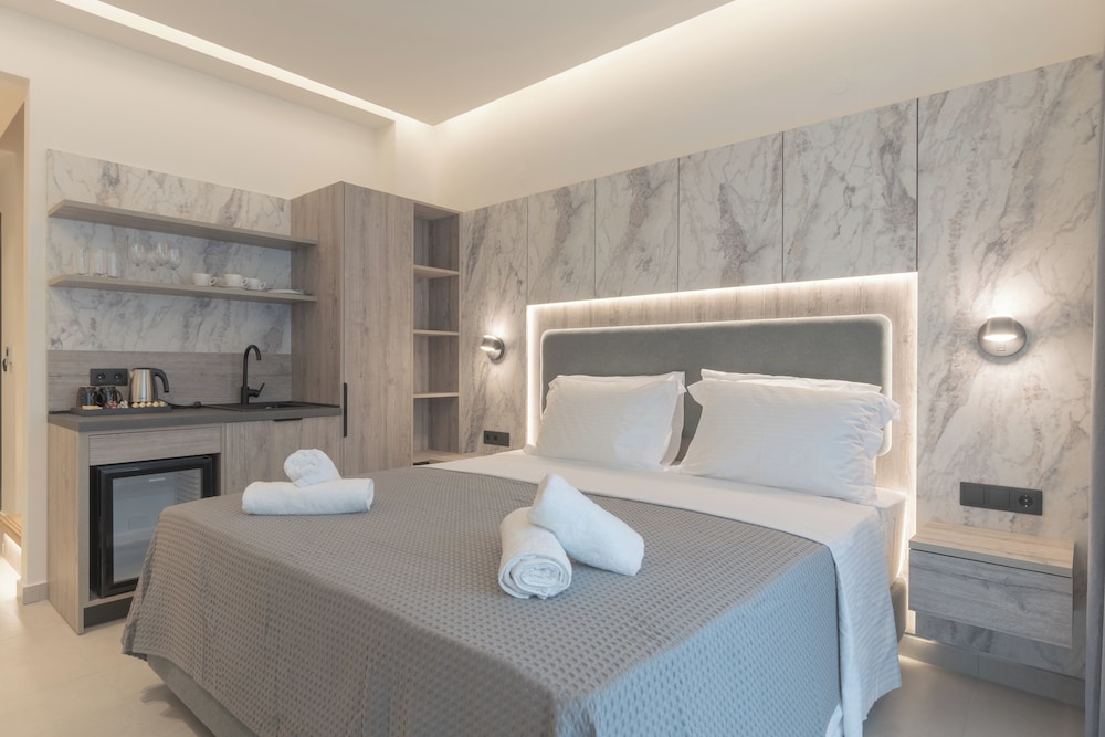 Alora Luxury Suites — Thasos — photo 3