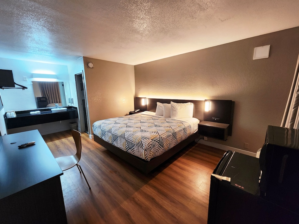 Motel6 North Little Rock AR - photo 12