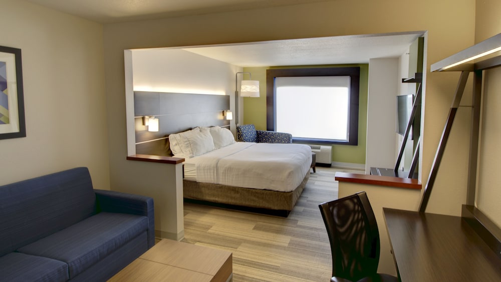 Holiday Inn Express & Suites Sioux Center by IHG - photo 11