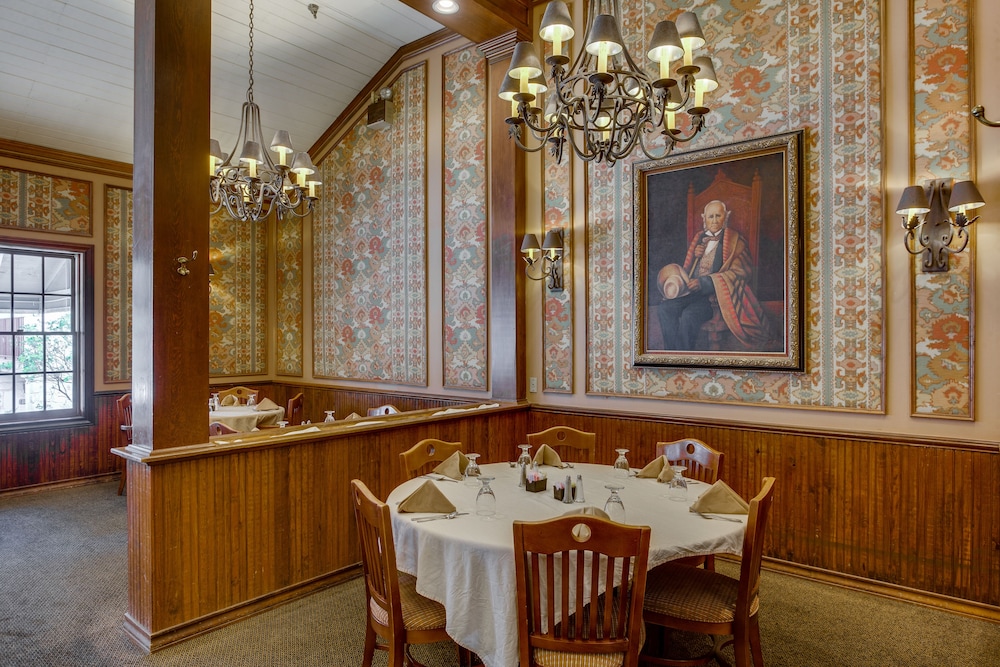 Y O Ranch Hotel - photo 32