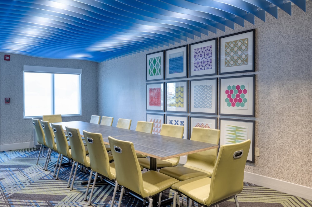 Holiday Inn Express Radcliff Fort Knox by IHG - photo 45