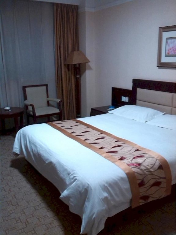 Shijiazhuang Huaite Building — 4-Star Luxury Hotel in Shijiazhuang, People's Republic of China