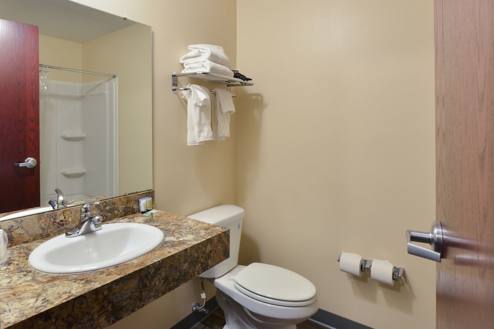 HolmeSuites Columbus Airport DLA - photo 26