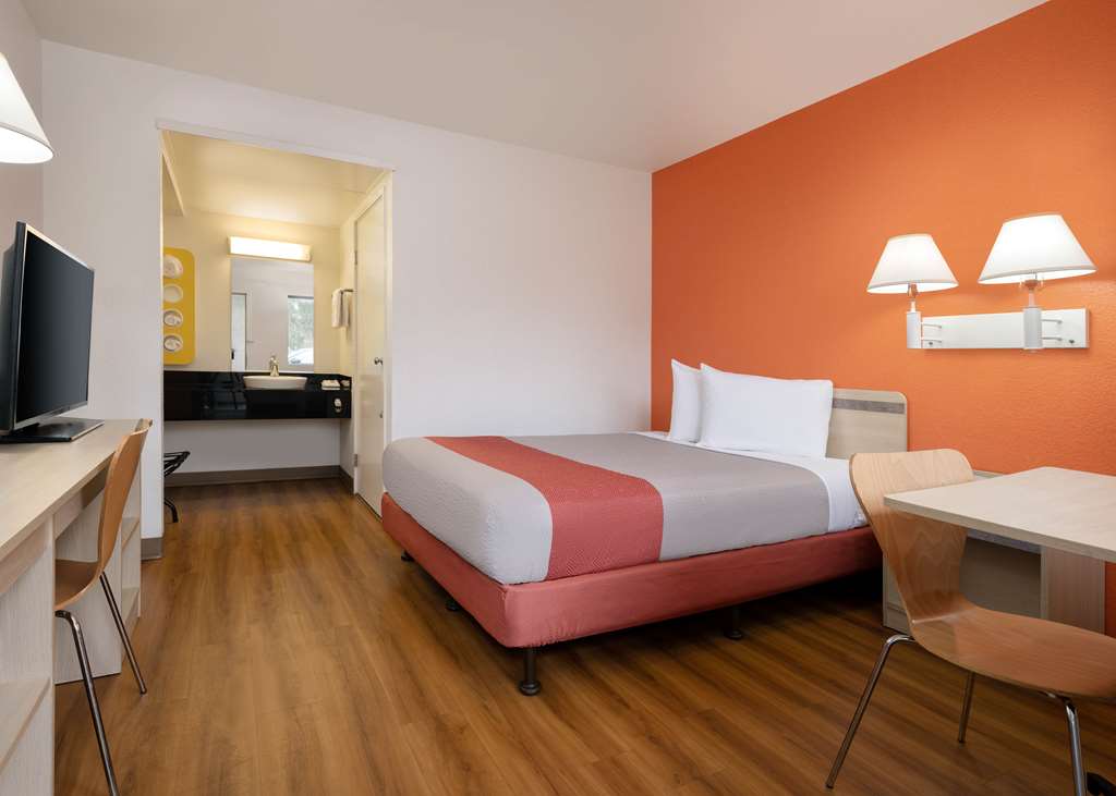 Motel 6 Santa Maria CA North - photo 10