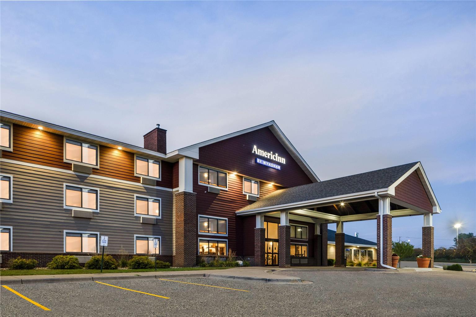 AmericInn by Wyndham Mounds View Minneapolis - photo 4