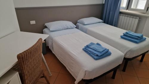 P024 Porto Recanati nuovo trilocale fronte mare — 4-Star Luxury Hotel in Porto Recanati, Italy