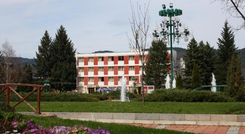 Pravetz Palace — Pravets