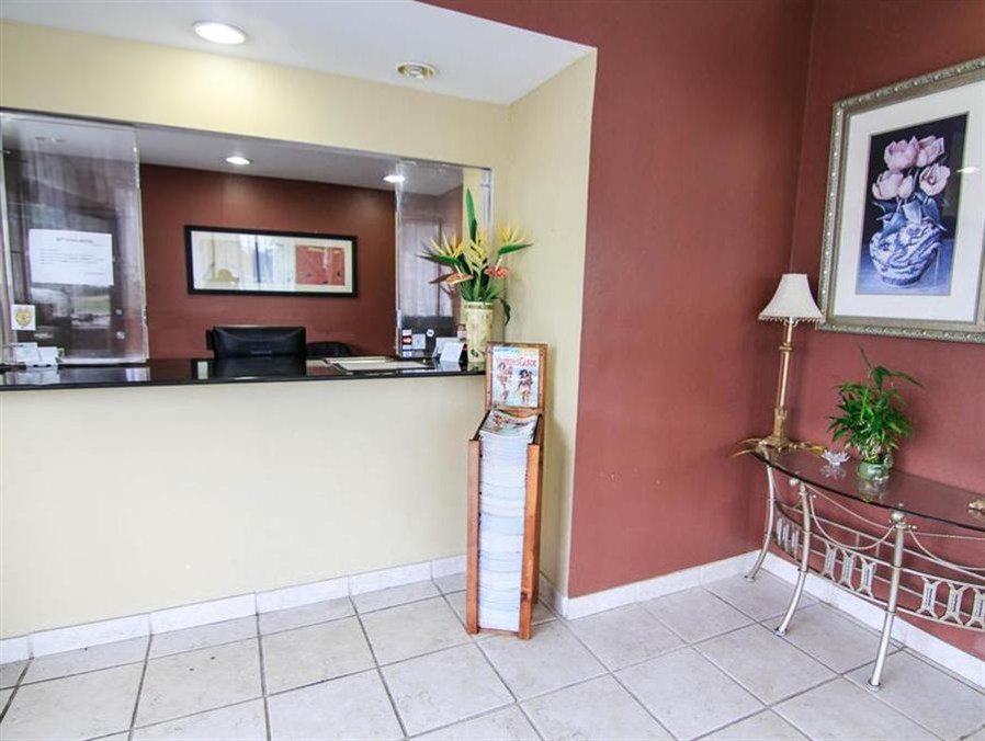 Days Inn Norfolk in Norfolk, United States