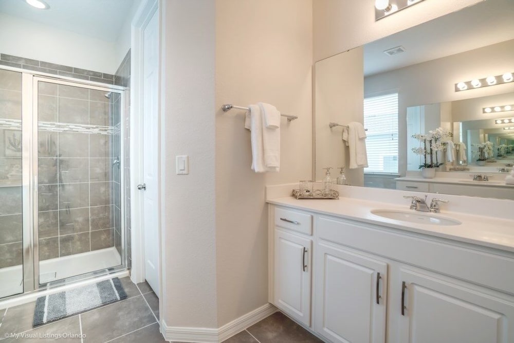 1719cvt Orlando Newest Resort Community Town Home 5 Bedroom Villa by RedAwning - photo 34
