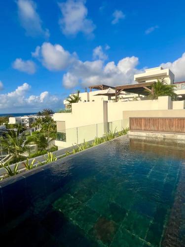Superbe T3 vue mer & rooftop — Grand Baie — photo 4