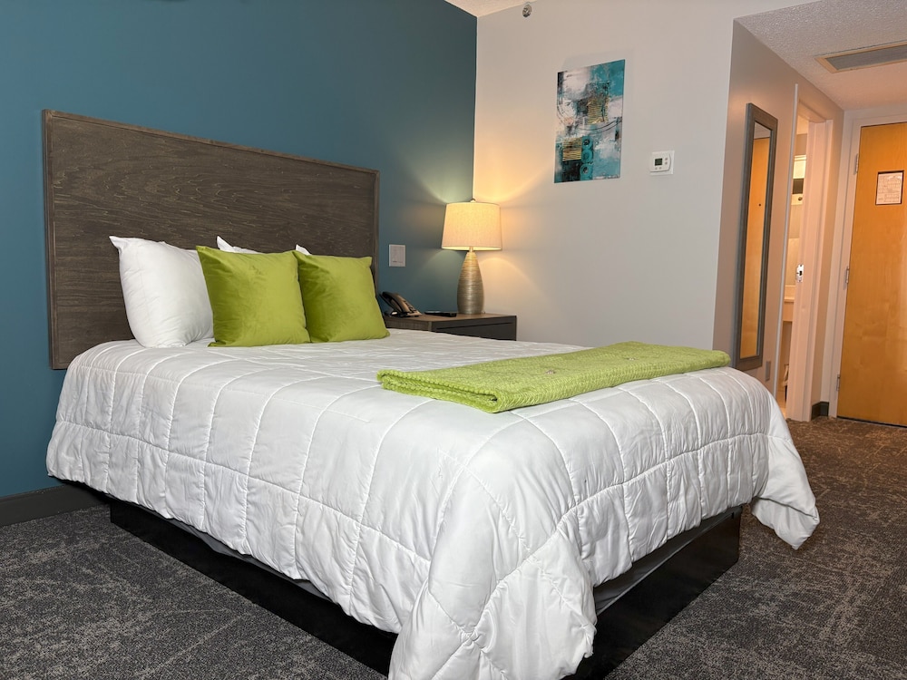The Northeastland Hotel - photo 6