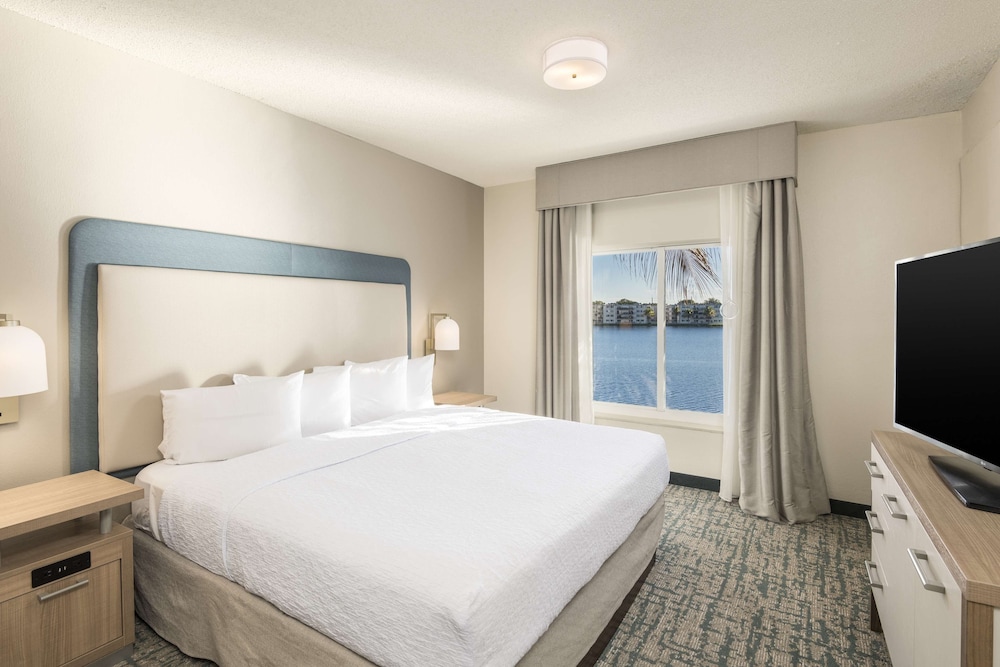 Homewood Suites Miami Airport Blue Lagoon - photo 10