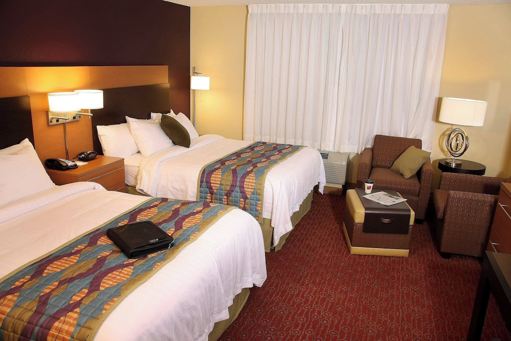 TownePlace Suites by Marriott Farmington - photo 6