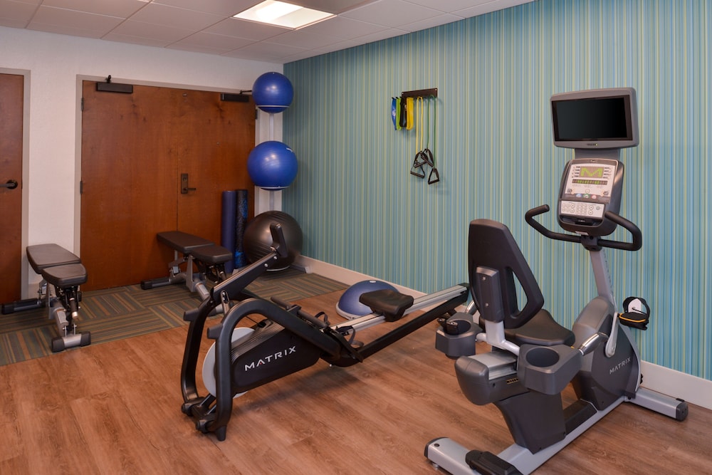 Holiday Inn Express & Suites Indianapolis Dtn Conv Ctr Area by IHG - photo 54
