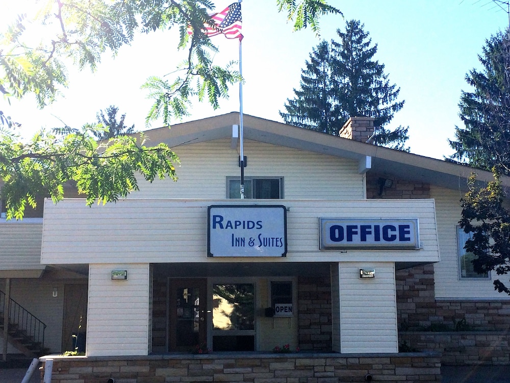 Rapids Inn and Suites — hotel in Wisconsin Rapids