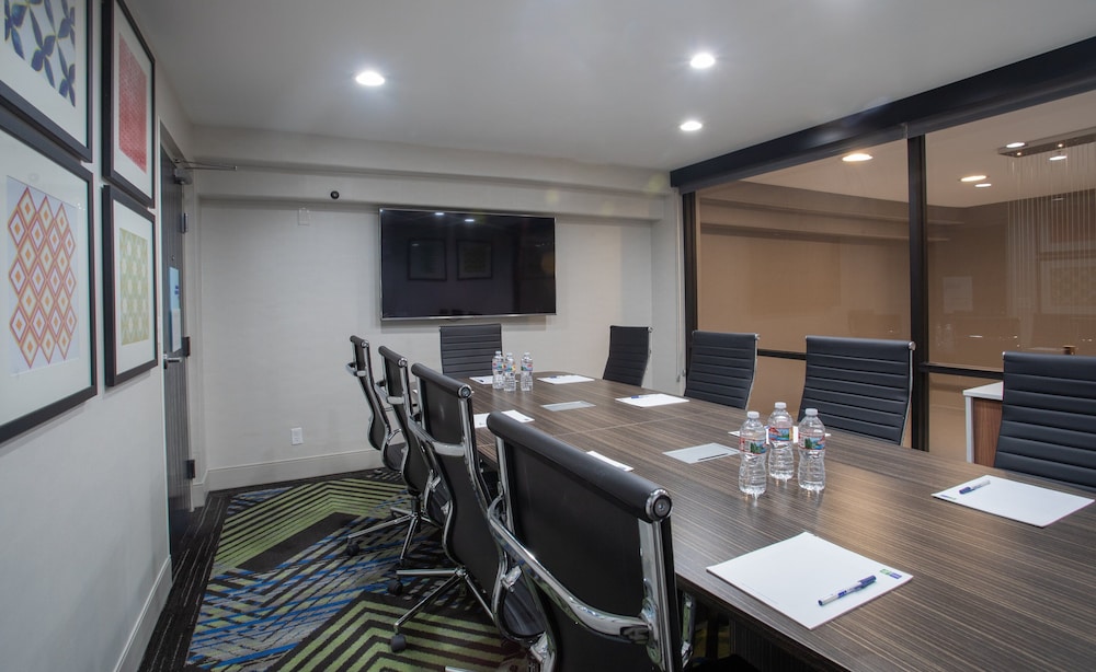 Holiday Inn Express Prescott by IHG - photo 44