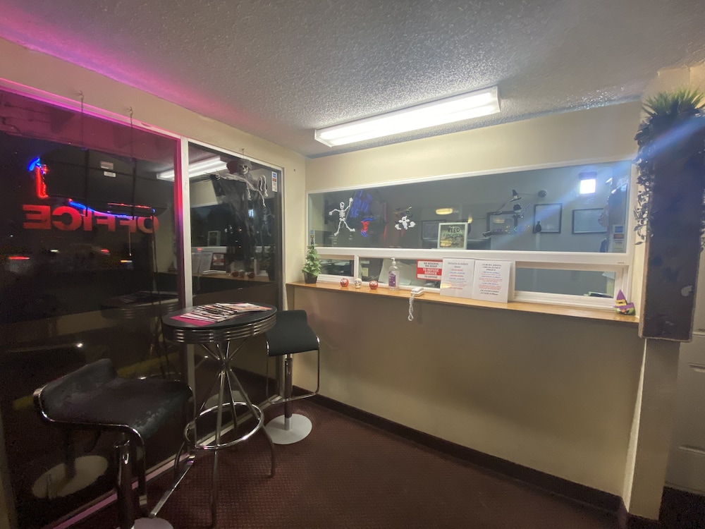 Auburn Motel - photo 5