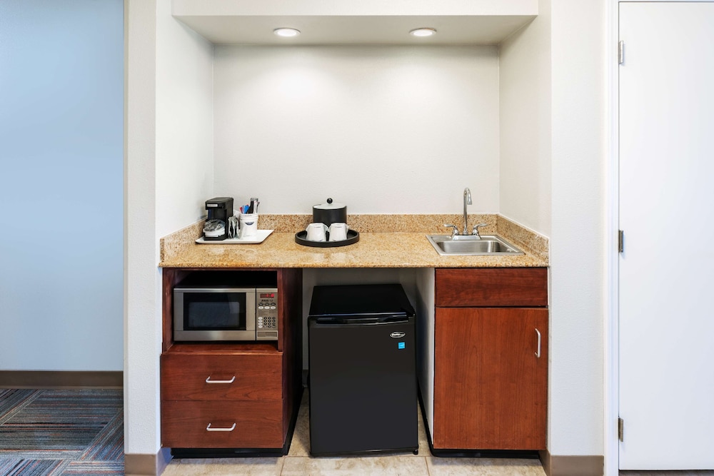 Hampton Inn Miami - photo 21