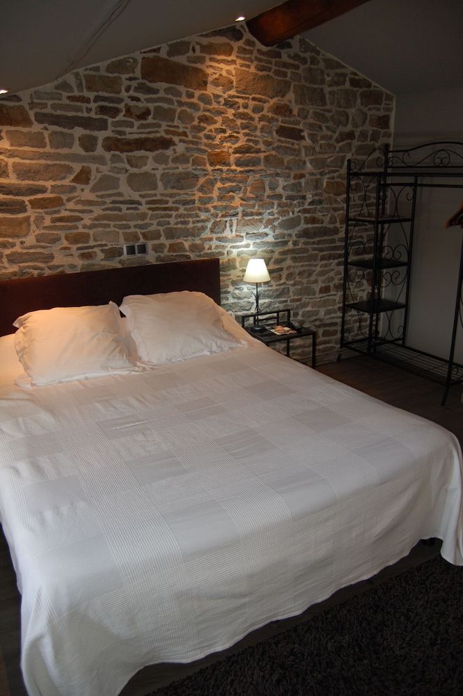 Hotel De La Tour — Saint Etienne