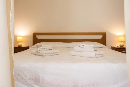 Hola Cathedral House Al Capo — 4-Star Luxury Hotel in Palermo, Italy