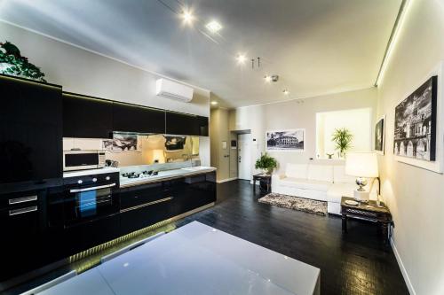 Balestra Palace Apartment — 4-Star Luxury Hotel in Rome, Italy