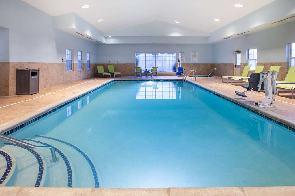Wingate by Wyndham Roseville Detroit - photo 5