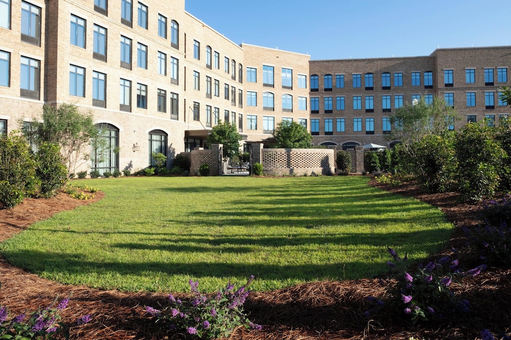 Courtyard by Marriott Thomasville Downtown - photo 29