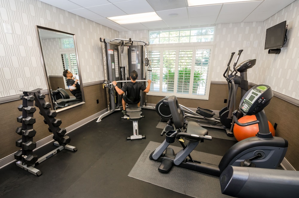West Inn & Suites - photo 24