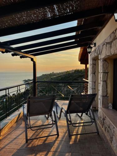 Villa Sunrise — 4-Star Luxury Hotel in Agia Paraskevi, Greece