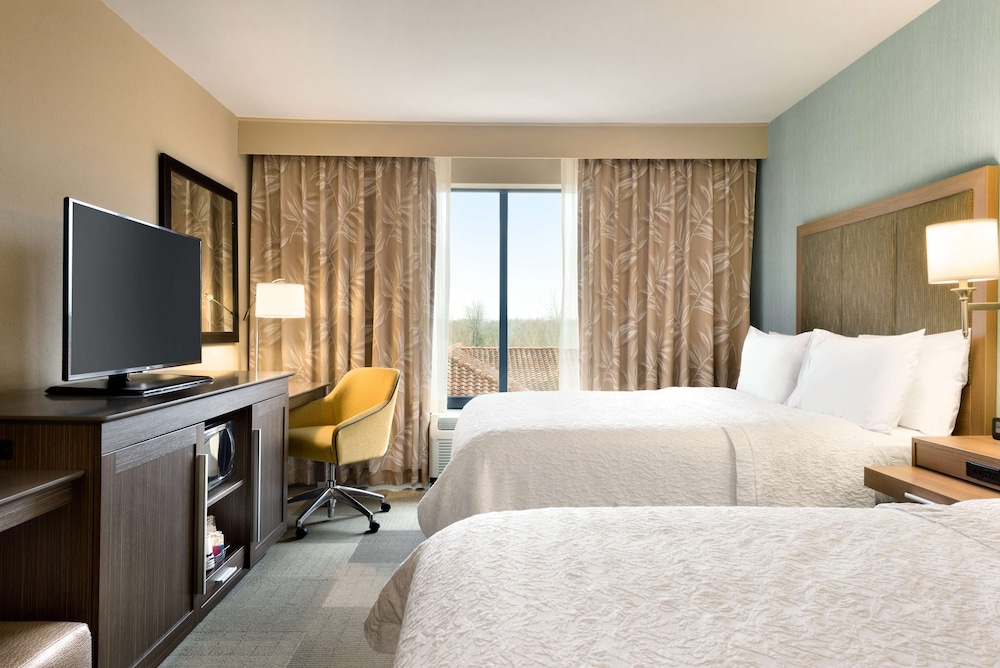 Hampton Inn & Suites Monroe - photo 10