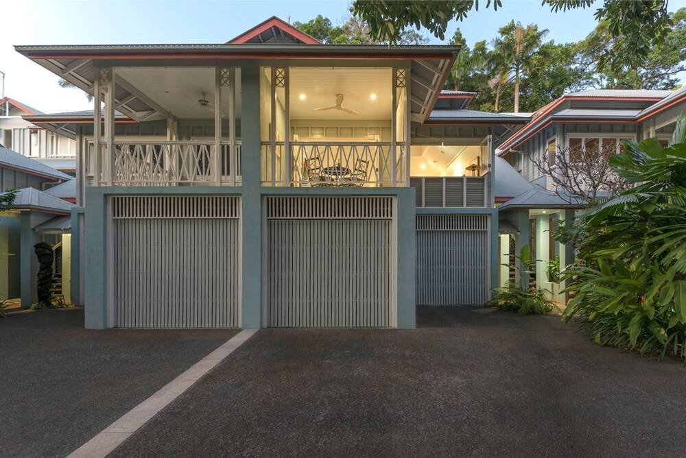 Villa 10 On Grant St Luxury Villa — 4-Star Luxury Hotel in Port Douglas, Australia