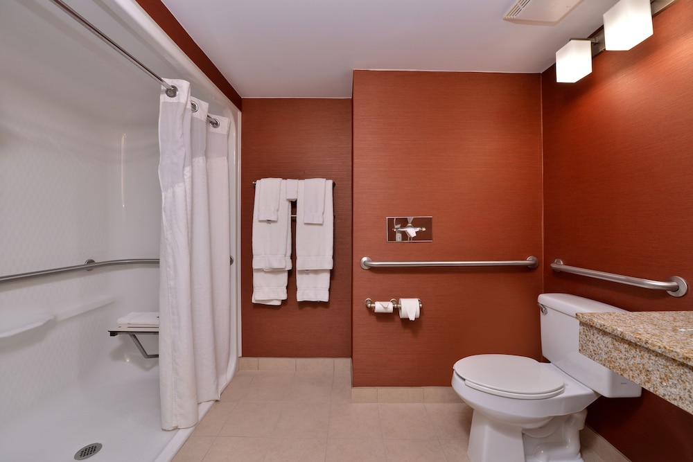 Holiday Inn Express Hotel & Suites Ocean City by IHG - photo 21