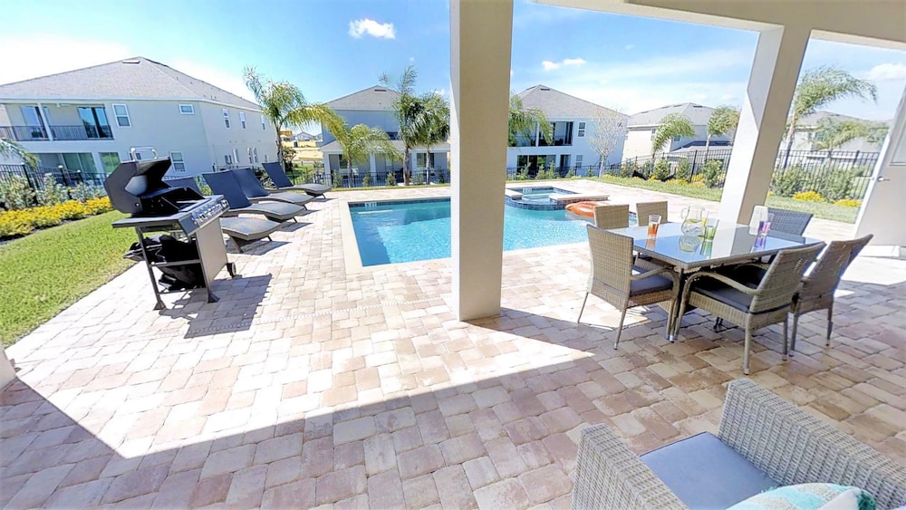 Encore Resort at Reunion 7632 - featured photo