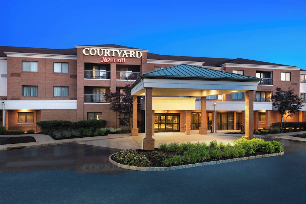 Courtyard by Marriott West Orange — hotel in West Orange