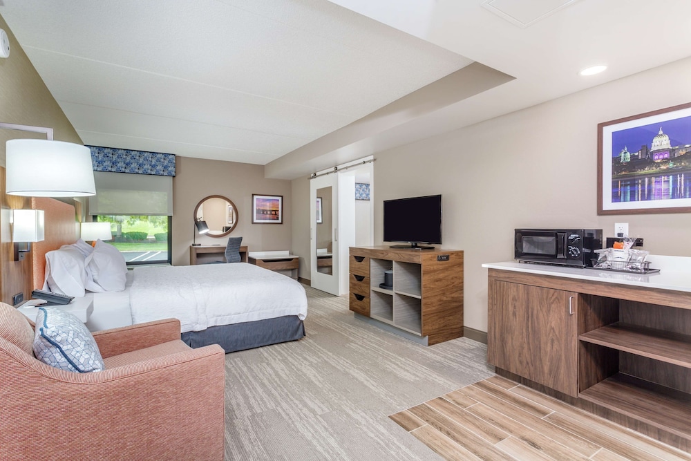 Hampton Inn Harrisburg East - photo 15