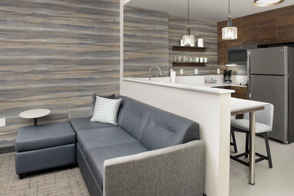 Residence Inn by Marriott Doral Mall Area - photo 14