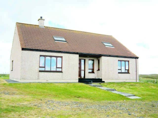 Taigh Mairi Grimsay — Isle Of North Uist