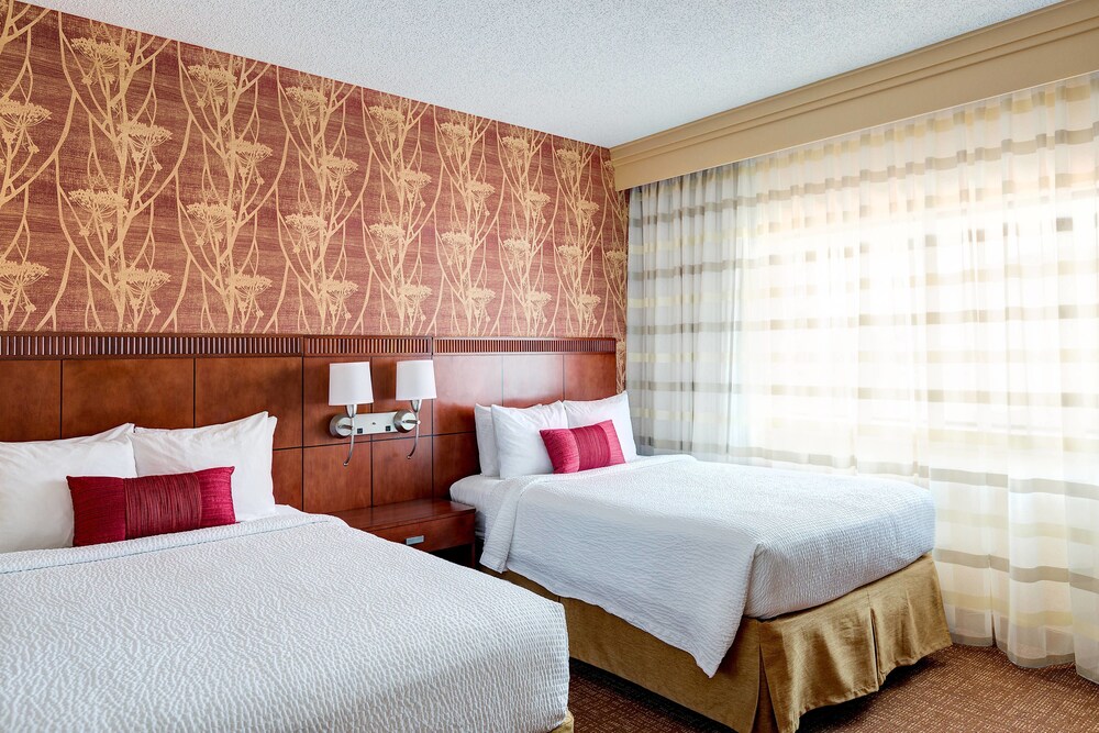 Courtyard by Marriott Dulles Airport Herndon Reston - photo 10