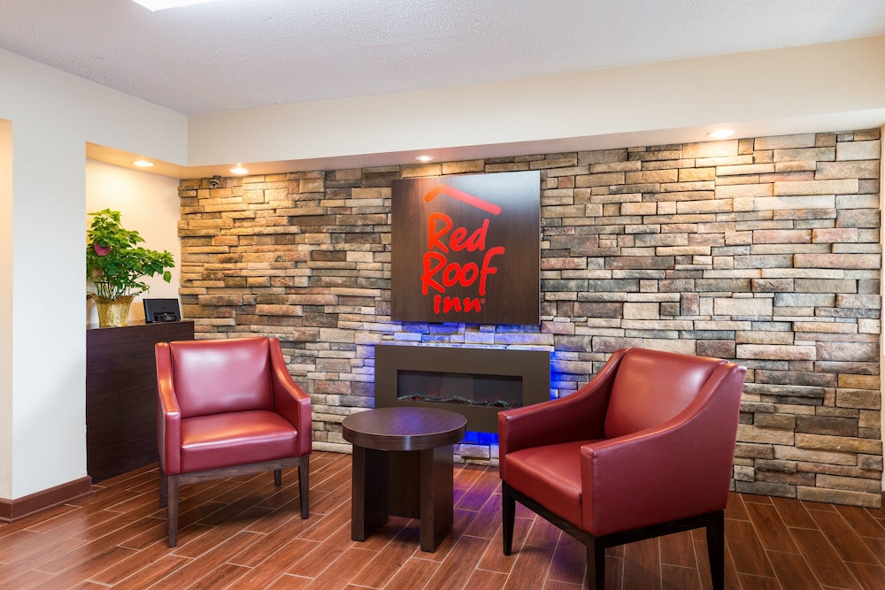 Red Roof Inn Marion IN - photo 2