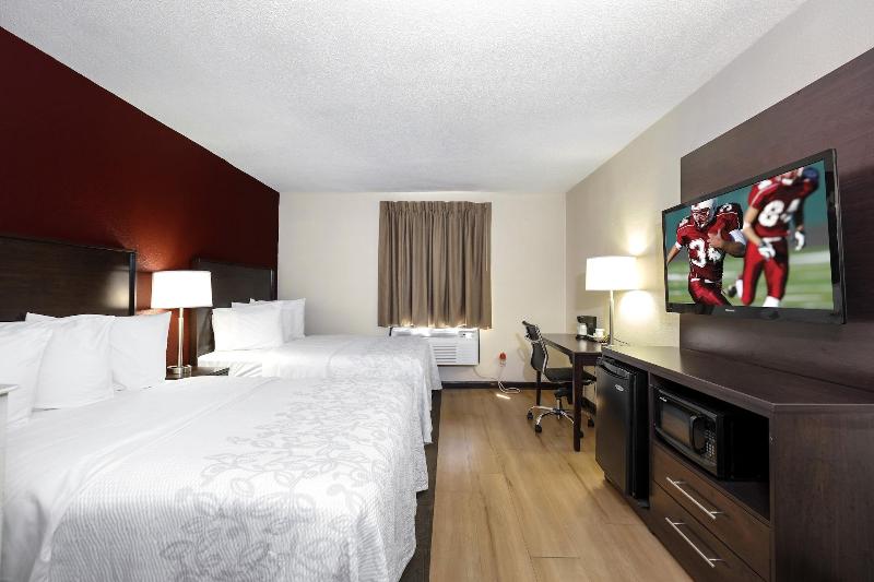 Red Roof Inn PLUS & Suites Opelika - photo 20