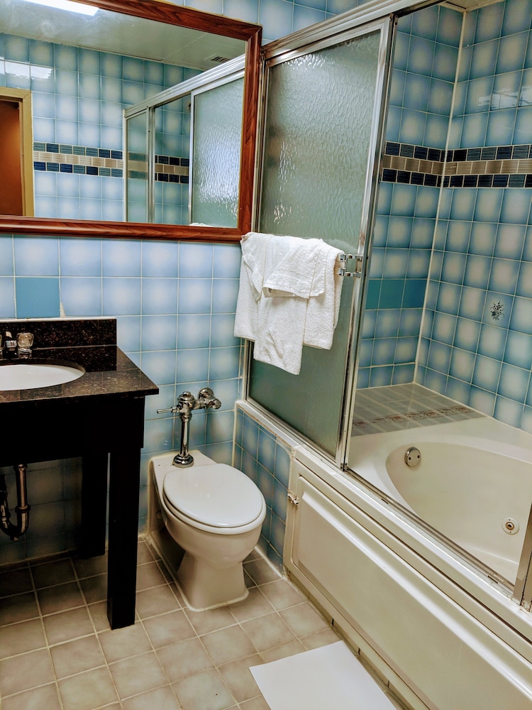 Jets Motor Inn - photo 20