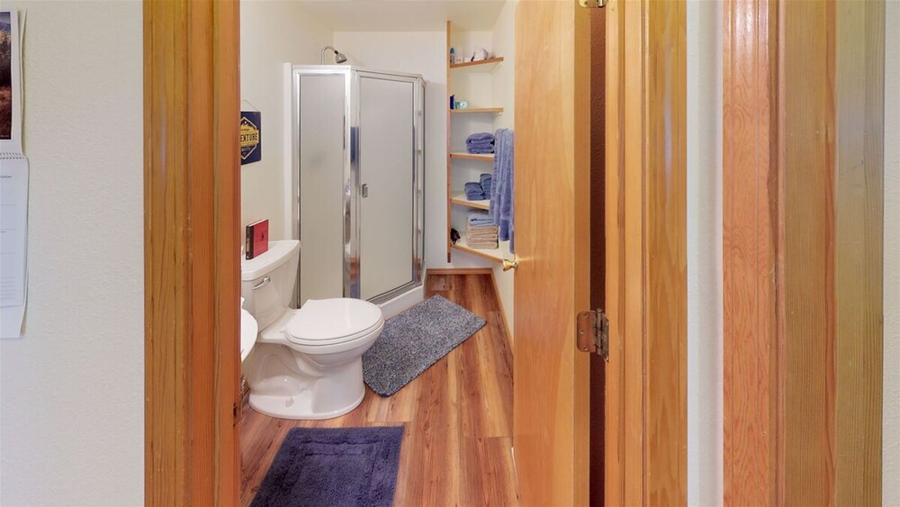 Longhorn Hideaway by Casago McCall Donerightmanagement - photo 19