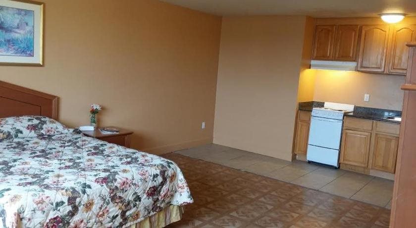 Econostudios in Stockton, United States