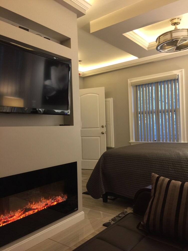 Admiral Weaver Inn - photo 13