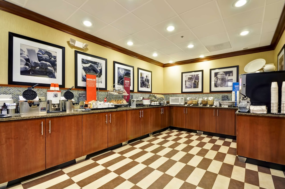 Hampton Inn Chicago Gurnee - photo 33