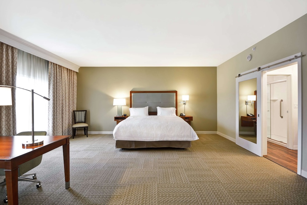 Hampton Inn & Suites Charleston Airport - photo 25