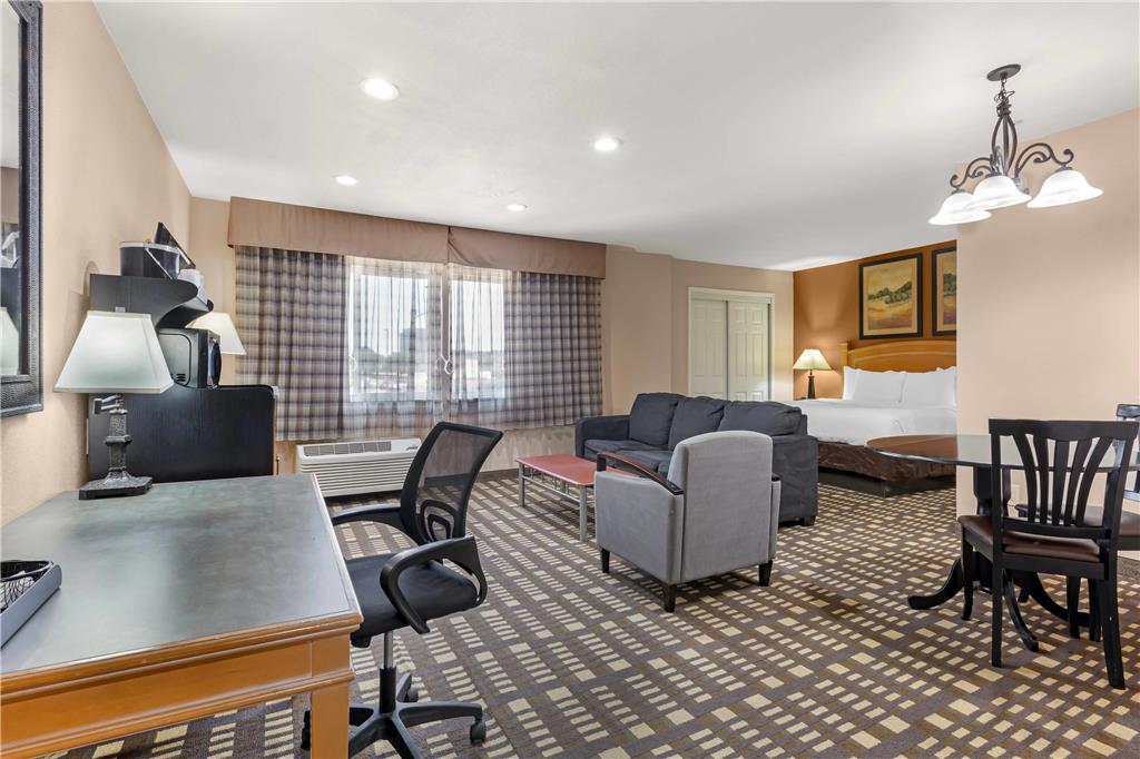 Quality Inn & Suites Plano East Richardson - photo 27