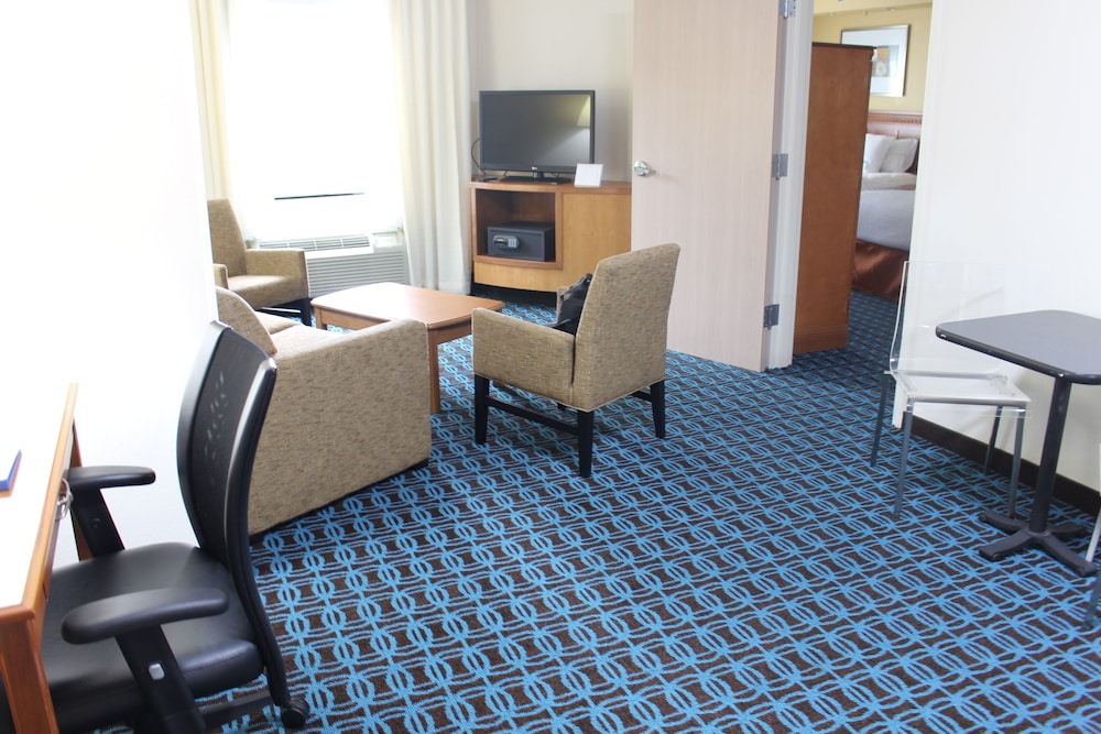 Fairfield Inn & Suites by Marriott Kansas City Liberty - photo 31